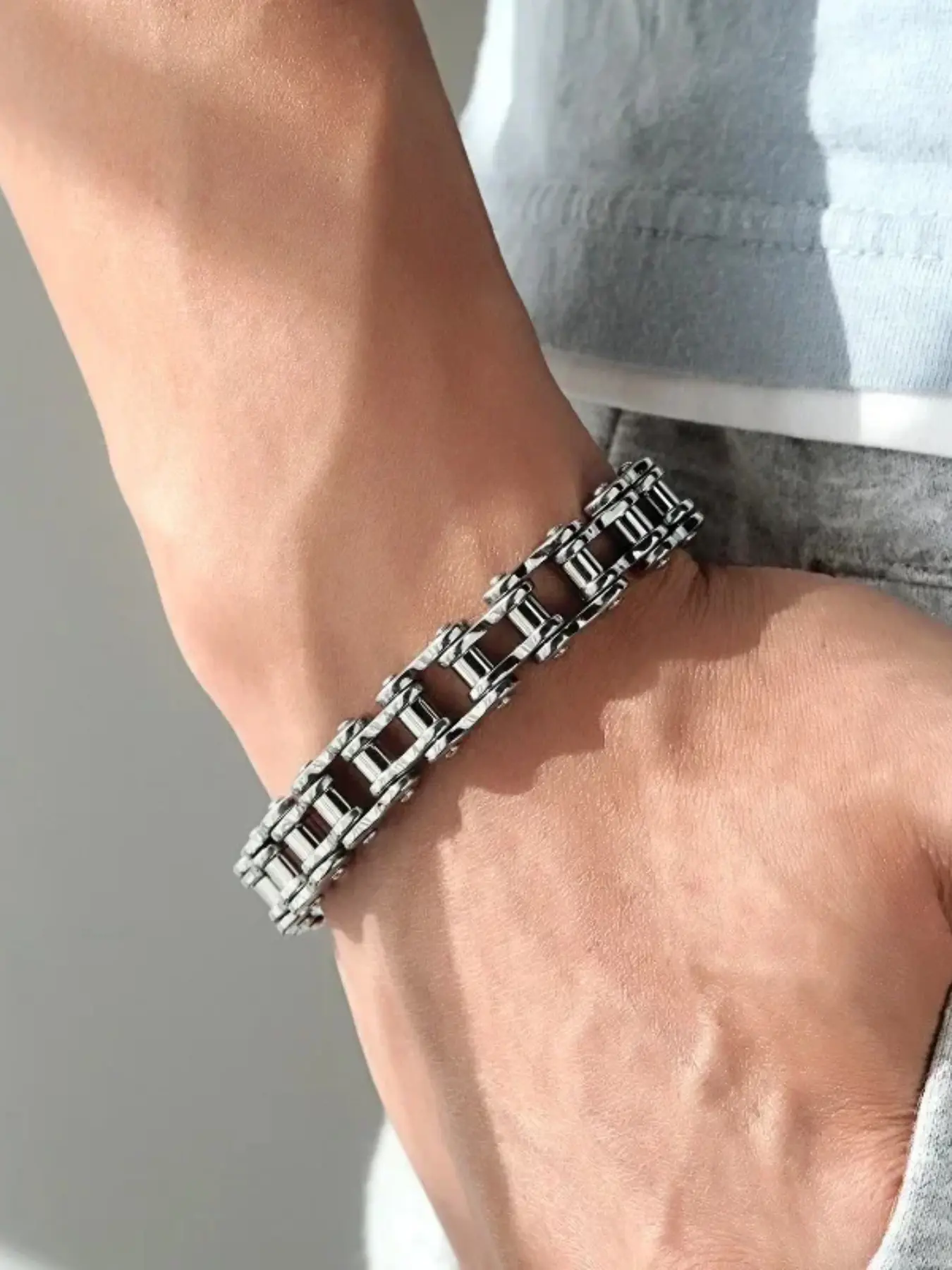 Trendy Hip Hop Punk Motorcycle Cuban Chain Bracelet, Fashion Street Style Men's Versatile Link Bracelet, Stylish Jewelry Accessory, Alloy Chain Bracelet, Bracelets Jewelry