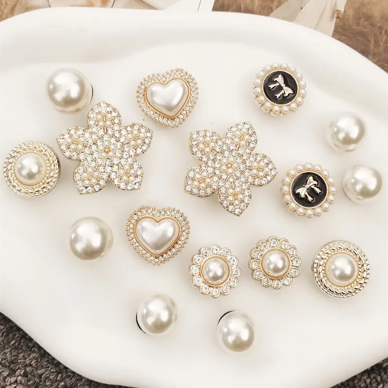 16PCS Bling Flower & Heart Shaped ABS Shoe Charm Set, Bling Shoe Charms, Rhinestone & Faux Pearl Embellishment, Shoe Decoration, DIY Shoe Accessories for Clogs, Ideal Gifts