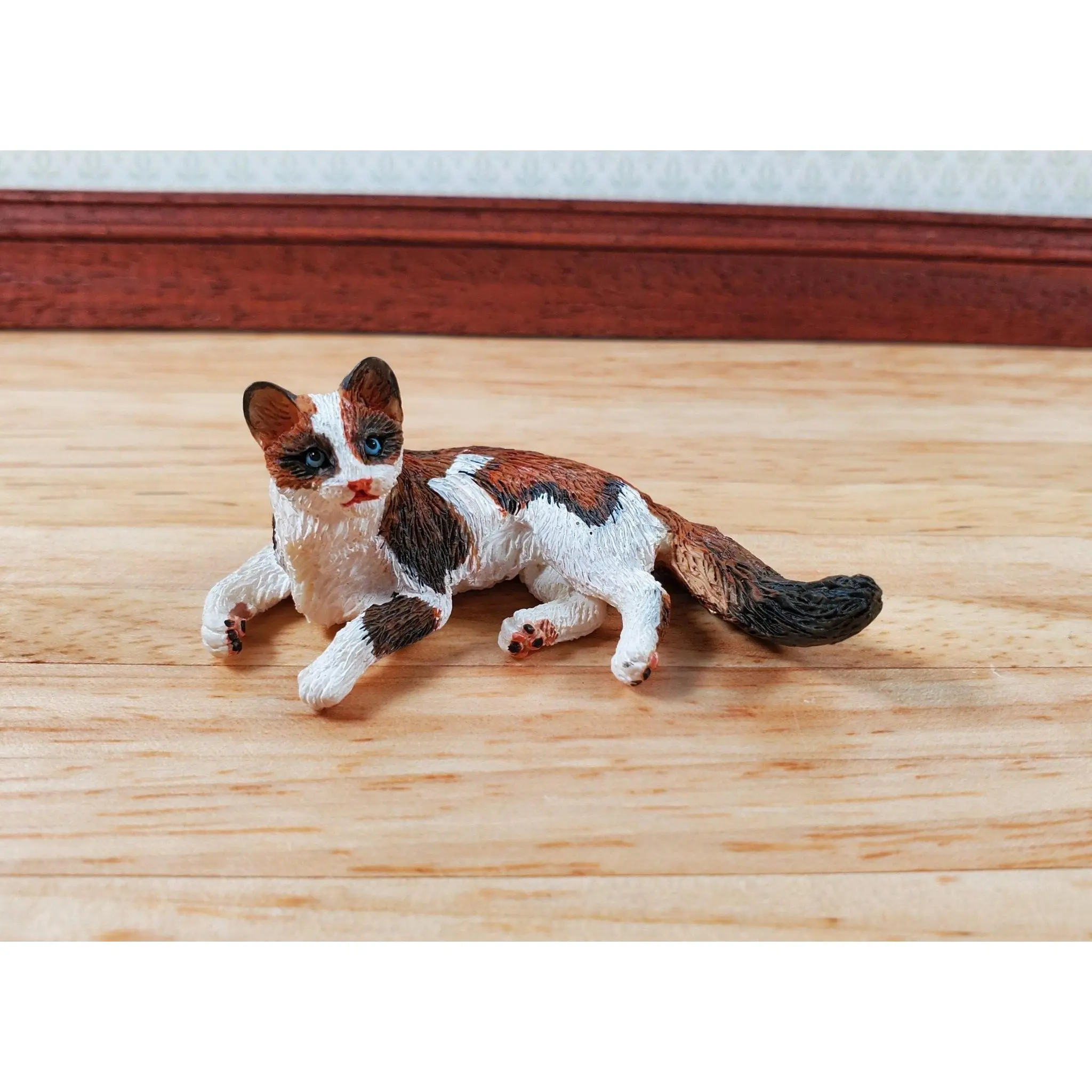 Dollhouse Calico Cat Lying Down 1:12 Scale (Large) Miniature Kitty Pet