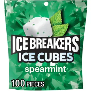 ICE BREAKERS Ice Cubes Spearmint Sugar Free Chewing Gum Pouch, 8.11 oz (100 Pieces)