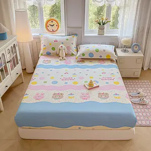Valentine’s Sweet Critter Bedding Set, Includes Bears, Bunnies & Cozy Love Design, Perfect Gift for Couples, 1 Fitted Sheet + 2 Pillowcases