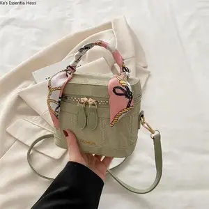 Trendy Mini Square Crossbody Bag for Women – Korean Style Shoulder Purse with Unique Design, Cute Small Fashion Handbag, Lightweight Everyday Bag for Shopping, Travel, Date Night & Summer Outfit