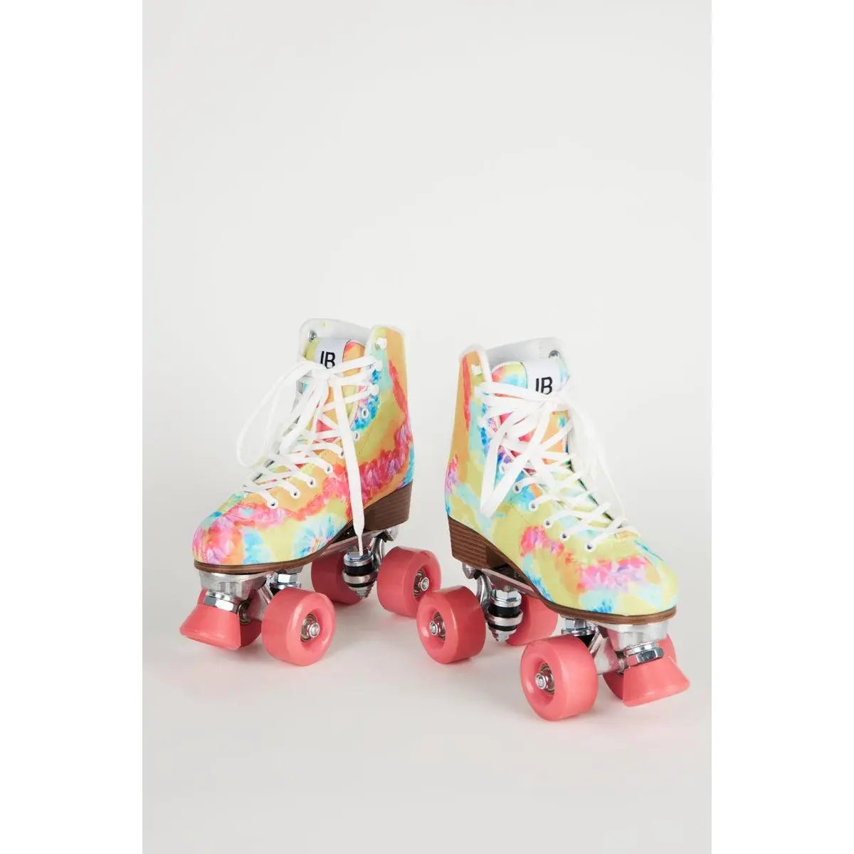 TRIPPY ROLLER SKATE