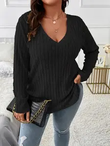 Plus Breathable & Thin Polyester Plain V Neck Long Sleeve Fitted Tee Top, Casual Solid T-shirt for Spring & Fall, Women's Plus Womenswear Clothing for Everyday Daily Wear