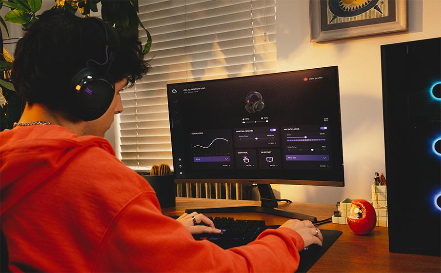 JBL Quantum 650, Wireless multiplatform gaming headset JBL Quantum 650, Wireless multiplatform gaming headset