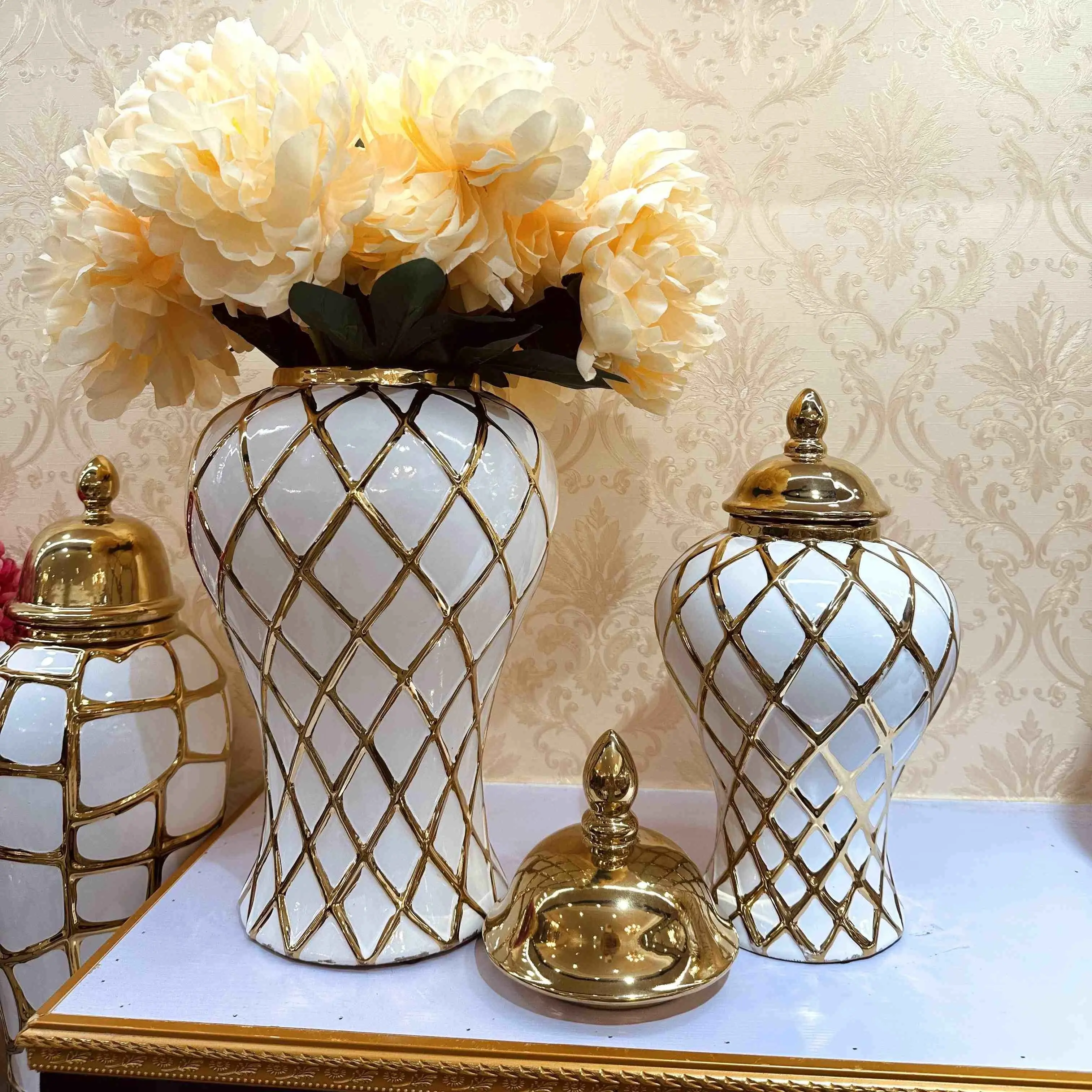 New 1pc Luxurious Cylinder Ceramic Vase - Electroplated Contemporary Home Decor Accent with Exquisite Craftsmanship - Ideal for Modern Living Room or Office Decoration Ornaments