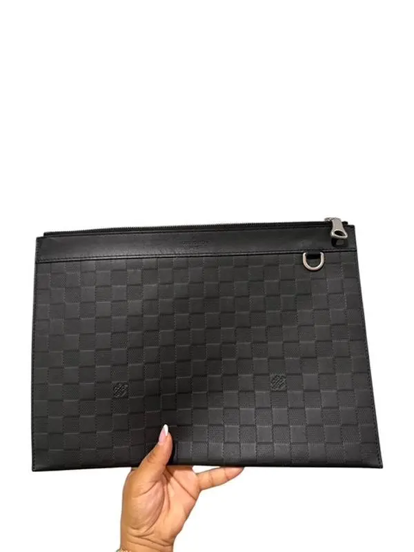 Pre-owned Louis Vuitton Leather Professional & Technology Bags Damier Discovery Laptop Case/Pochette Perfect for Daily Use