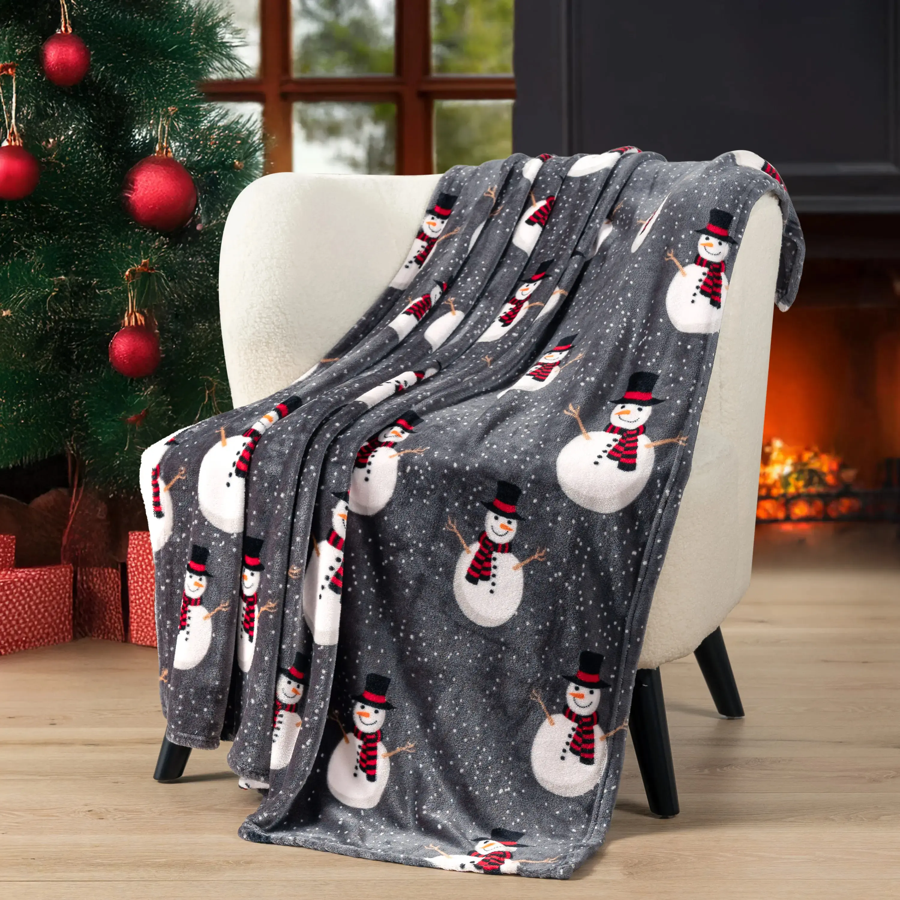 Christmas Snowman Flannel Throw Blanket, Soft Cozy Holiday Fleece Blanket for Couch Bed Sofa, Lightweight Warm Winter Home Decor Christmas Gift, All Season Throw