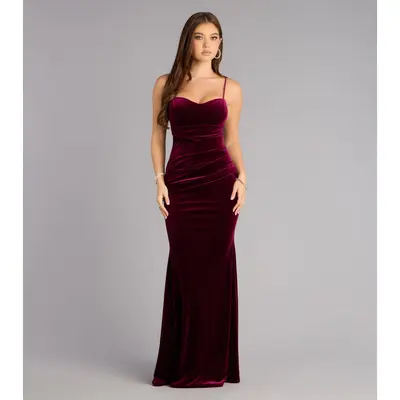green emerald velvet dress Windsor Bethanie Formal Sequin V-Neck Mermaid Dress in Light Blue | Size: S