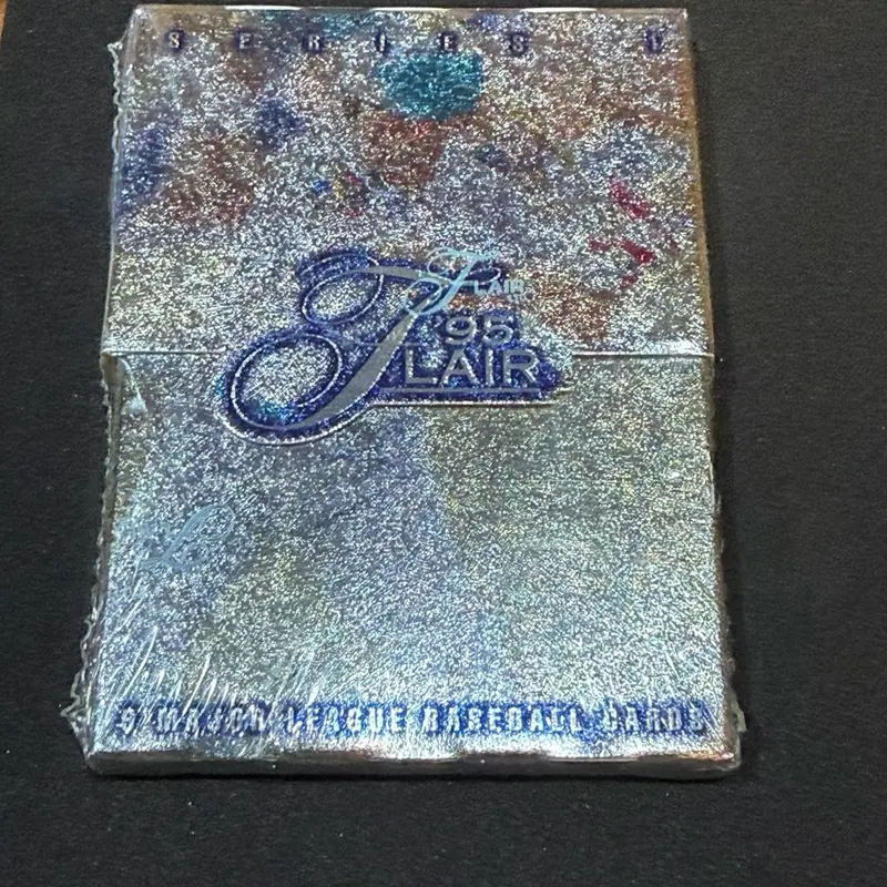 1995 Flair Baseball Series 1 Single Trading Card Pack