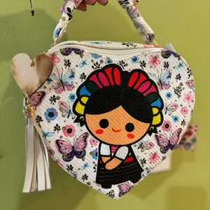 Heart Shape Jute Artisanal Crossbody Bag with Removable Straps & Colorful Doll Designs for Everyday Use