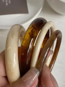 Elegant Vintage Style Acrylic Bracelets Set, Fashionable Minimalist Design, Perfect for Casual Wear & All-Season Parties, High Quality Bracelet