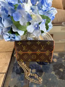 Pre-owned Louis Vuitton Coated Canvas Belt Bags Original Monogram Florentine Waist Bag with Chain