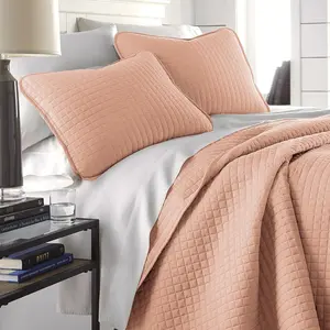 Twin Quilt, Brushed Microfiber Blush Pink Quilt, Twin Coverlet Bedspread, Wrinkle  Pet Hair Resistant, Easy Care with 1 Pillow Sham, Blush