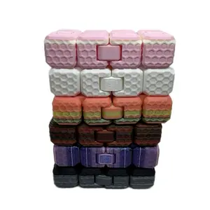 Decor Cubes for Fidgeting - Random Colors, Perfect for Stress Relief and Mindfulness, Ideal for Active Lifestyle