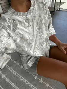 Digital Print Leaf Pattern Loose Round Neck Short Sleeve T-Shirt, Casual Fitted Summer Top, Women's Daily Wear Clothing