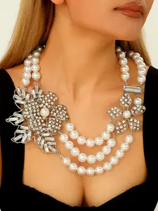 Exaggerated Alloy Flower Pearl Necklace, Fashionable Heavy-Duty Design, Versatile Cross-Border Jewelry, Stylish Statement Piece, Embellished Necklace