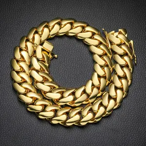 FSTVE  20mm 18k gold-plated Cuban chain necklace features a unique and trendy design, utilizing the latest technology for effective rust prevention.