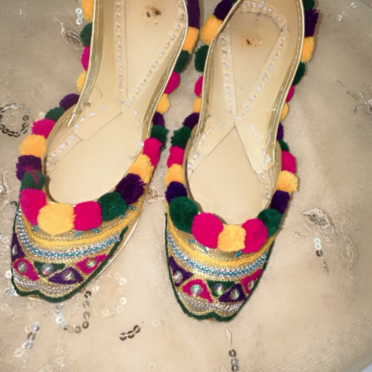 Traditional Pakistani Khusa Shoes for Women - Perfect Footwear for Any Wedding Function or Event - Girl, Flat