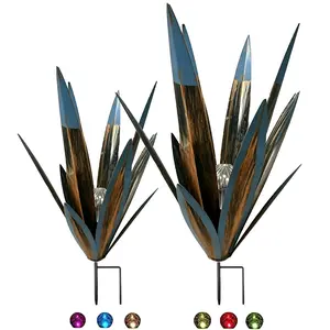 2 sets of solar metal agave lamps, large size + small size, two sizes, country style, waterproof, outdoor garden decoration, courtyard art piece, suitable for gardens, lawns, paths, various lighting colors.