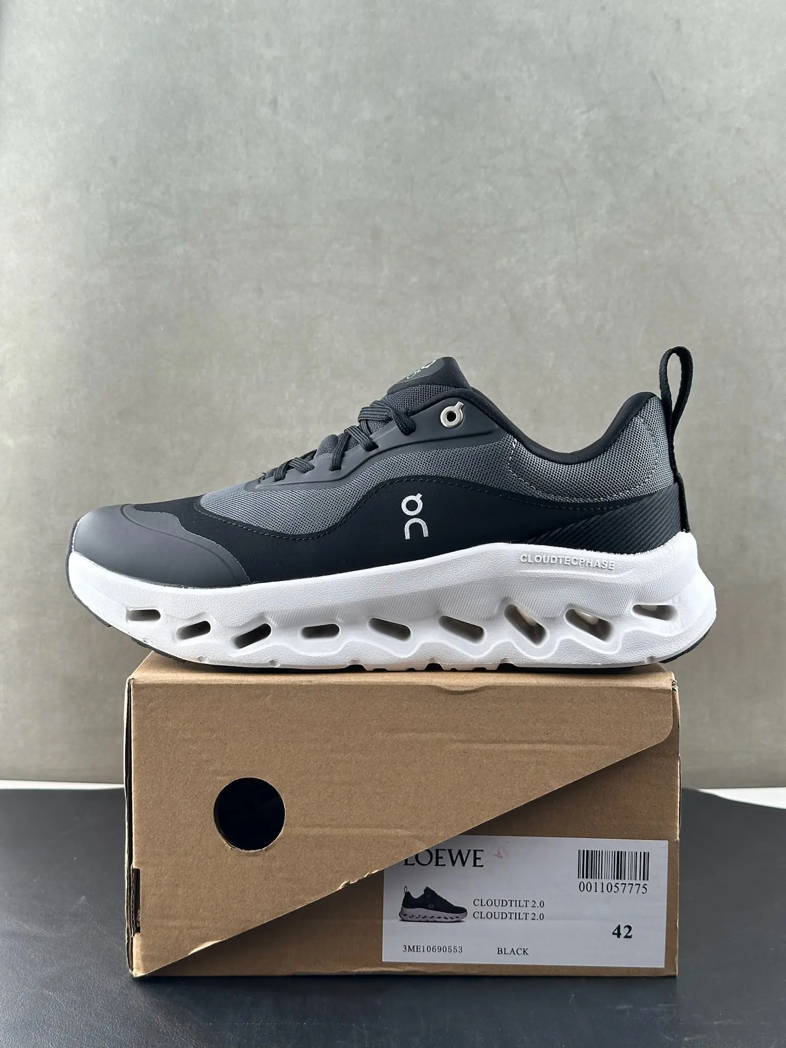 Dark Grey White Knit Upper Road Running Shoes, Thick Cloud Cushion Non Slip Casual Trainers