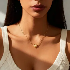 Viva Bling Magnetic Heart Necklace for Couples & Best Friends – Cute Matching Jewelry Gift