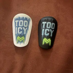 MediCaptain MiniGuards - Mini Shin Gaurds/Pads for HIGH LEVEL PLAYERS - MEN, WOMEN, TEENS - Tiny Shin Guards Optimized for Speed and Lightweight Feel