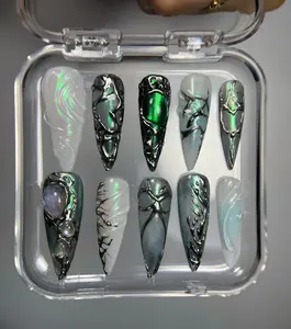 Luxury Green Chrome Press-Ons – 3D Silver Art & Hidden Shell Charm | Y2K Nails| Party Nails 3D Halloween Nail Art, Spooky Cute Nails