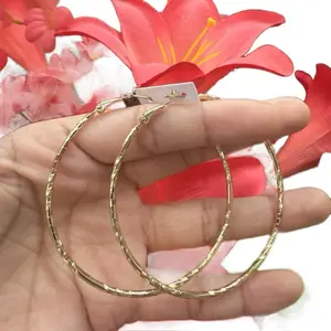Par de Arracadas de Oro Laminado de High Quality - Gold Plated Earrings Pair for Your Collection