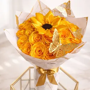 Yellow Eternal Rose Bouquet with Sunflower - Ramo de Rosas amarillas