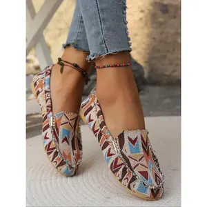 Women's Casual Round Toe Loafers, Handmade Stitched Slip-On Flats, Comfortable Rubber Sole, Medium Width, Spring & Fall Shoes