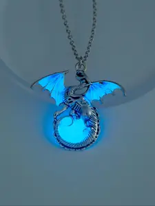 Glow in The Dark Dragon Design Pendant Necklace, Fashion Jewelry for Party, Daily Clothing Decor, Trendy All-match & Exquisite Jewelry for Birthday Gift, Gothic Mystery Jewelry