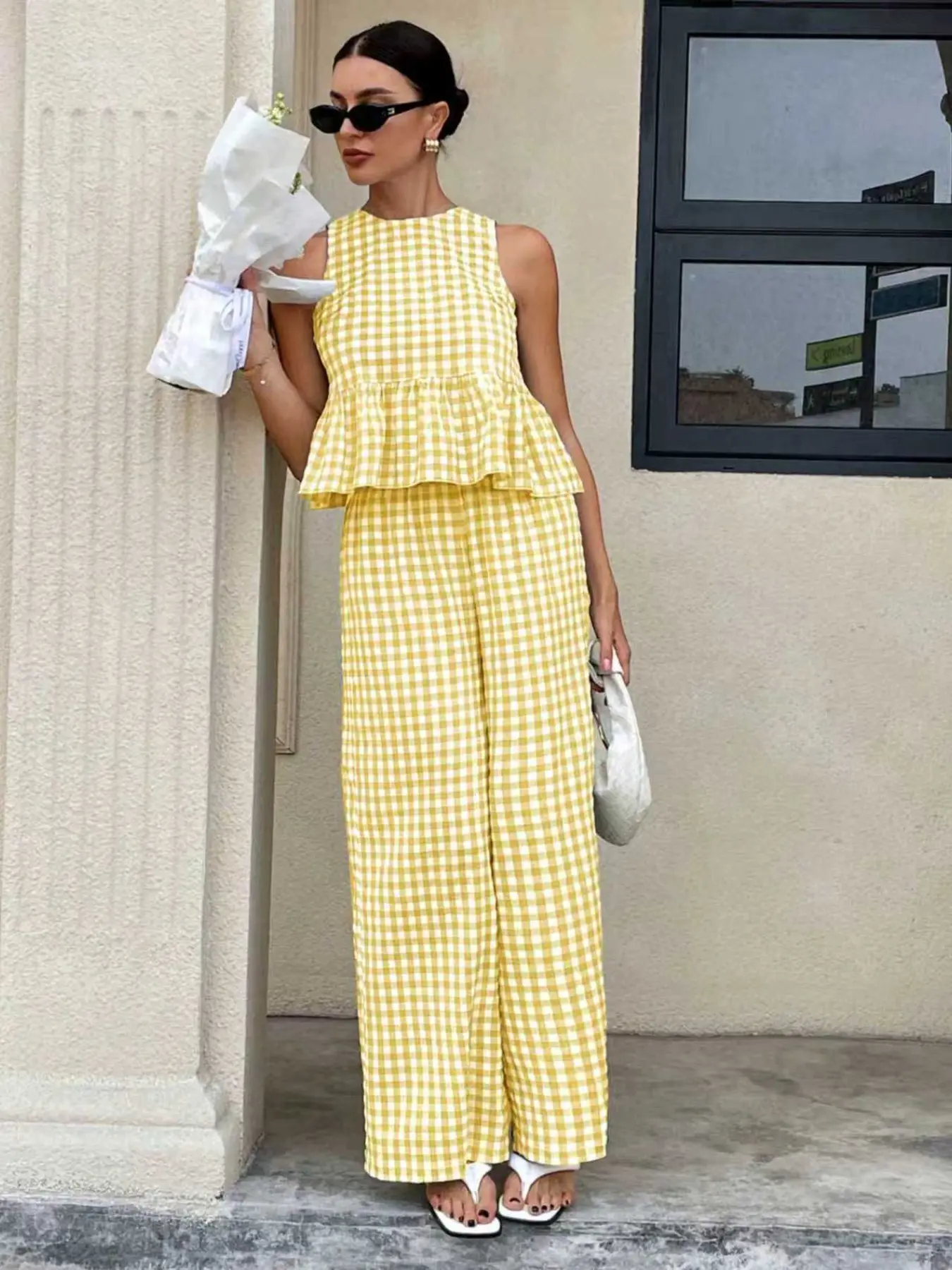 Women's Casual Elegant Sleeveless Top + Baggy Striped Pants Set, Plaid Casual Set, Summer Wear, Perfect for Spring Festival/spring Break, Comfortable Daily Use Nk-0001-726