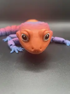 Articulated 3D printed Milticolored Leopard Gecko with Painted eyes Decor Figurine Nature Artistic Decoration