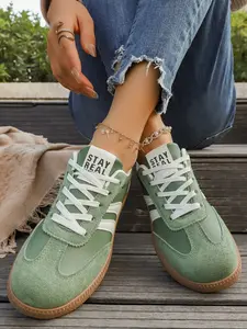 2026 Trendy Patchwork Retro Lace-Up Round Toe Lightweight Sports Casual Big Size Shoes, Trendy Walking Sneaker, Anti-Slip Sole, All-Season Wear