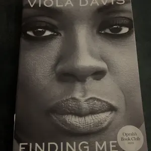 USED-Finding Me: A Memoir by Davis, Viola (Paperback)