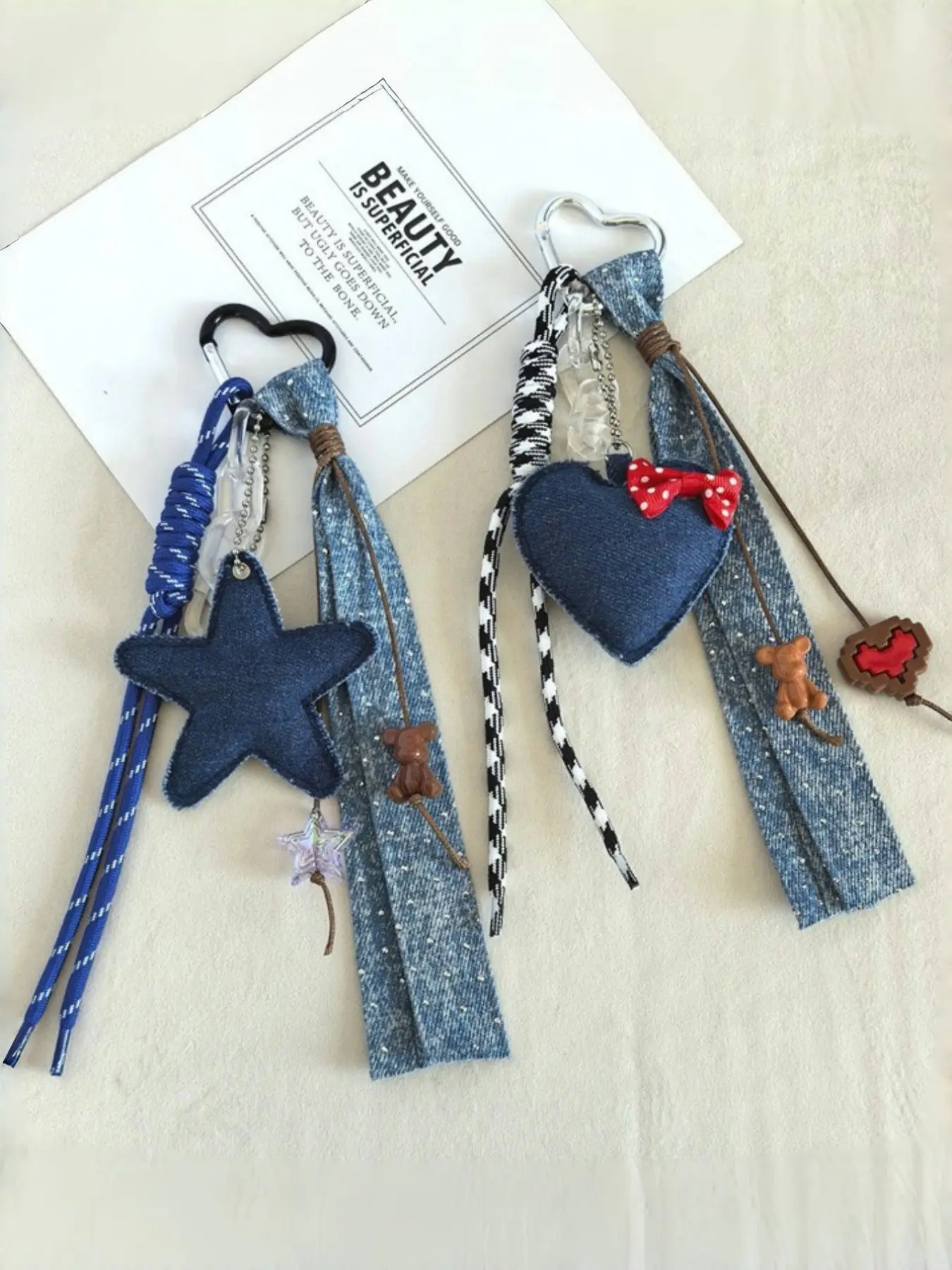 Y2K Vintage Denim Keychain Bag Charm, Water Washed Jean Fabric, Woven Rope, Wooden Bear, Sparkle Stars Heart Material, Style Accessory