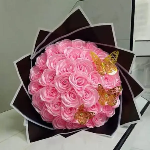 Buqued 30 rosas eternas , disponible en distintos colores con envío a todo US