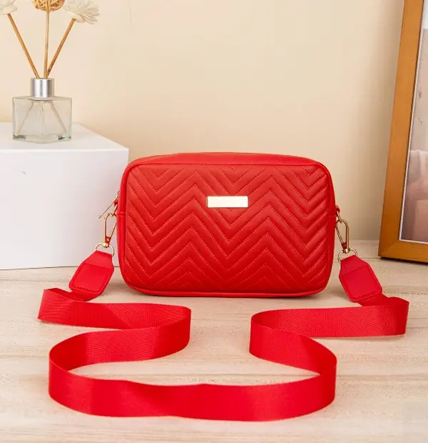 Stylish Women's Crossbody Bag, Diamond Quilted Design - Compact & Lightweight for Everyday Use, Small Crossbody Bag, Suitable for Shopping And Dating, Going Out for Parties