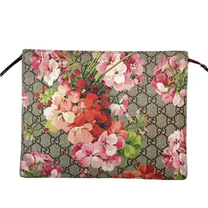 Pre-owned GUCCI Leather Clutches & Wristlets Clutch Clutch Shape, GG Logo Design, Floral Print, Stylish Women's Wristlet