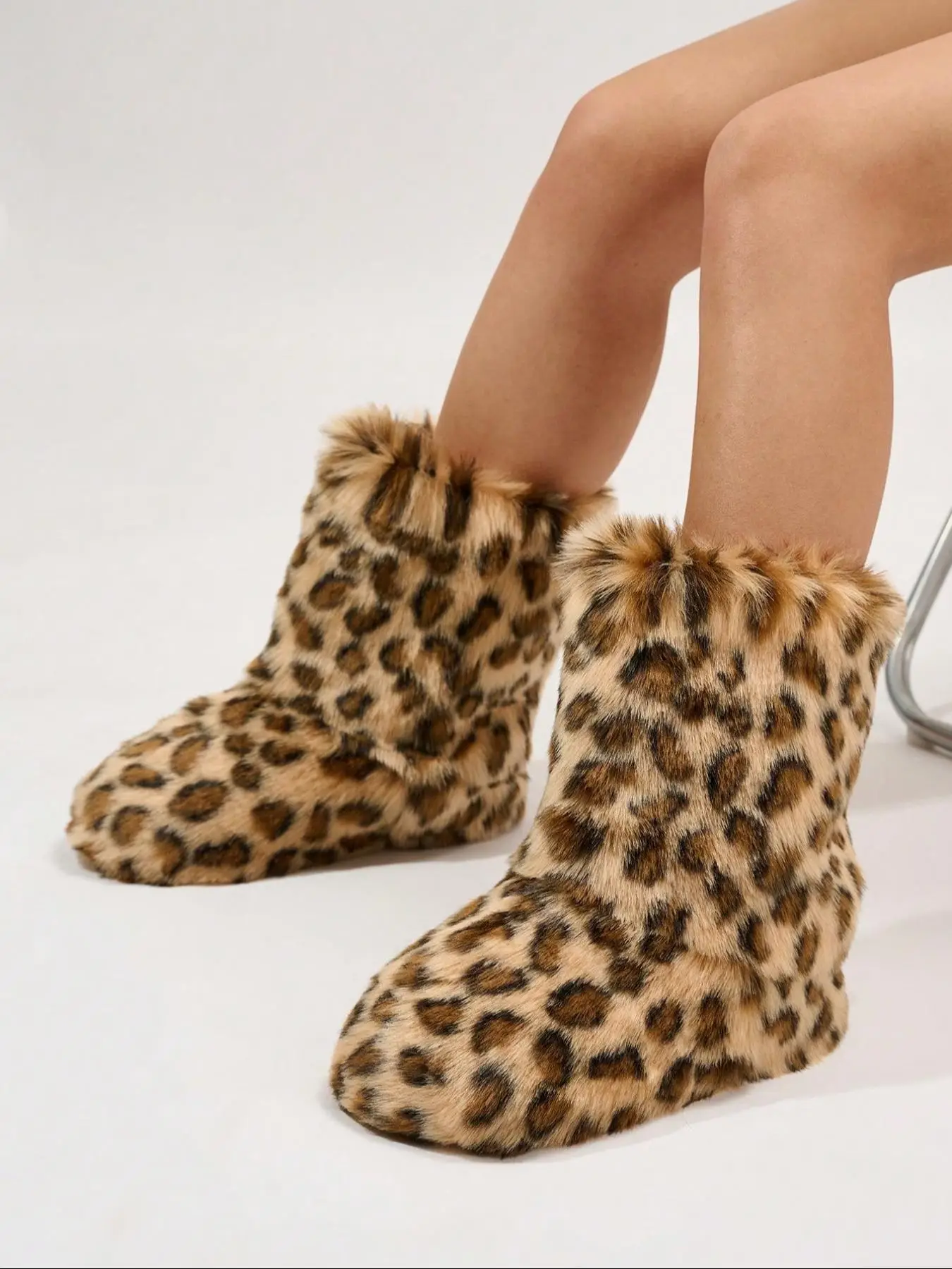 Women's Leopard Pattern Fluffy Lined Snow Boot, 2024 New Comfortable Warm Fuzzy Boot for Fall & Winter Outfits 2024, Female All-match Round Toe, Winte