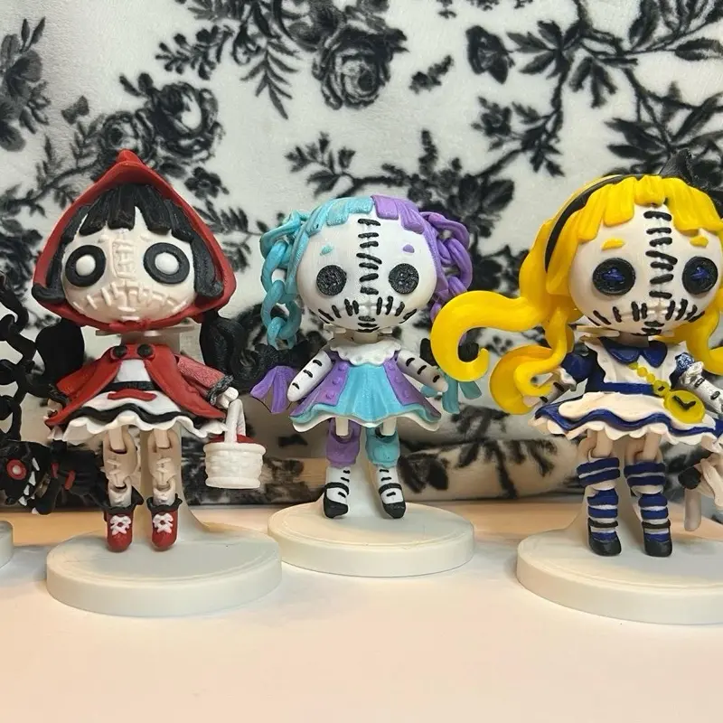 Fully articulated creepy doll Fully articulated creepy doll