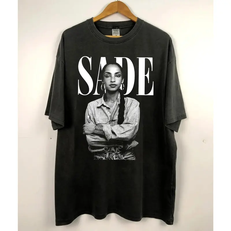 Women's 90s Vintage Sade Print Polyester Crew Neck T-Shirt - Casual Graphic Streetwear for Women, Minimalist Machine Washable Tropical Short-Sleeve Vintage Clothing