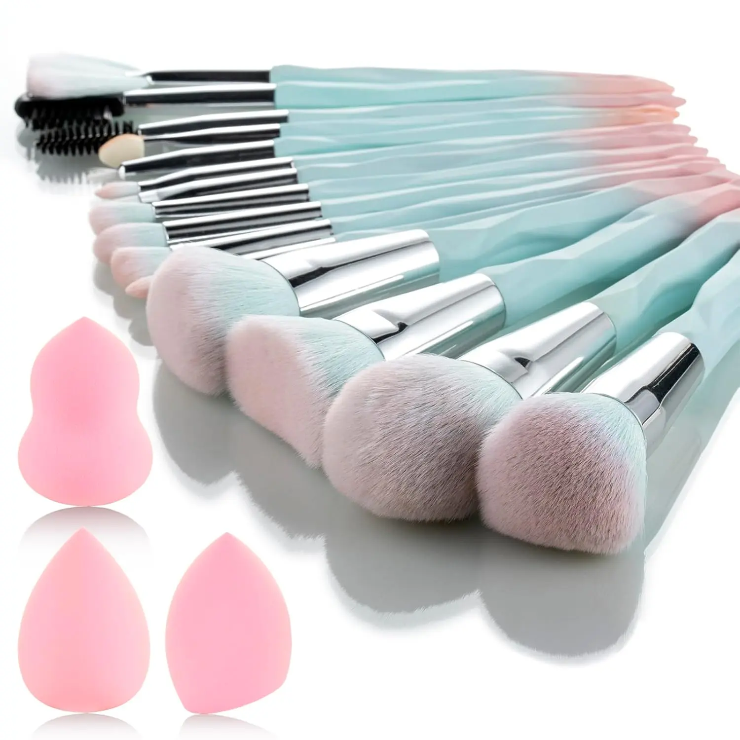 111 Pink Blue Gradient Makeup Brushes and Makeup Sponges Set 18Pcs/Set ，Soft Synthetic Fiber Makeup Brush Set，Suitable for Beginners/Makeup Artists, Valentine'S Day, Christmas Gifts 111