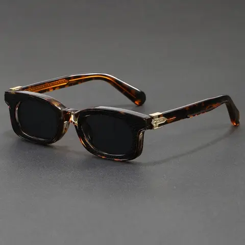 Square Thick Framed Sunglasses with Niche Design on The Temples Suitable for Driving and Suitable for Both Men and Women Fashion Sunglasses, Stylish Sunglasses, Cool Sunglasses, Trendy Square Sunglasses, Chunky Square Sunglasses, Fashionable Sunglasses