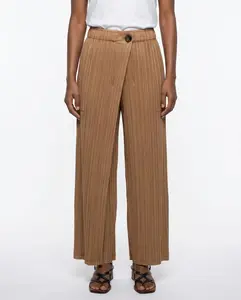 Architectural Pleat Wide-Leg Cropped Trousers