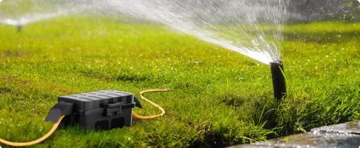 RESTMO Outdoor Electrical Box with Detachable Shield Covers, IP55 Waterproof Plug and Outlet Cover, Extension Cord Protector for Christmas Lights, Garden, Holiday Decorations – Black