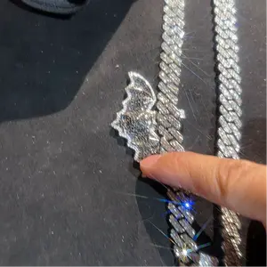 [Quick sale] Sliver Non-natural Crystal Necklaces & Pendants W