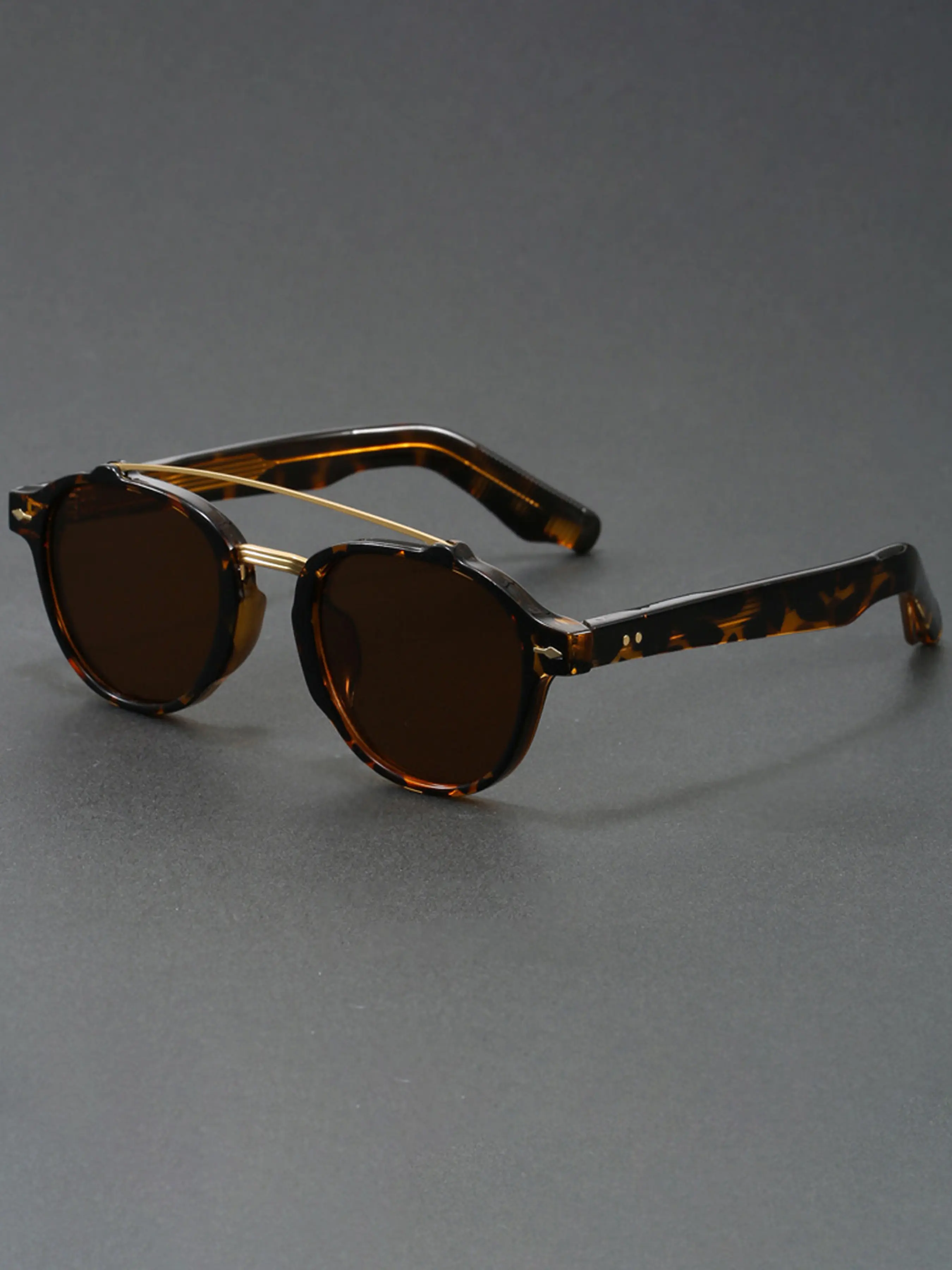 Retro Round Frame Sunglasses with A Slim Metal Beam Above The Frame Suitable for Both Men and Women, Fashion Outdoor Shades