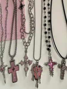 Gothic Style Y2K Cross Heart Pendant Necklace Set, Hip Hop Punk Fashion, Ideal Emo Accessory for Women, 6 Piece Jewelry, Fashionable Jewelry, Cross Necklaces, Assorted Necklaces, Cross Charm Necklace, Gothic Witch Jewelry